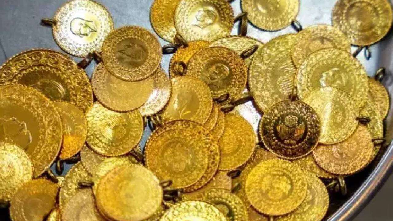 Köşede kıyıda altını olanlar dikkat! Gram altın için bomba tahmin: Tuna Kaya 9000 lira için tarih verdi 3